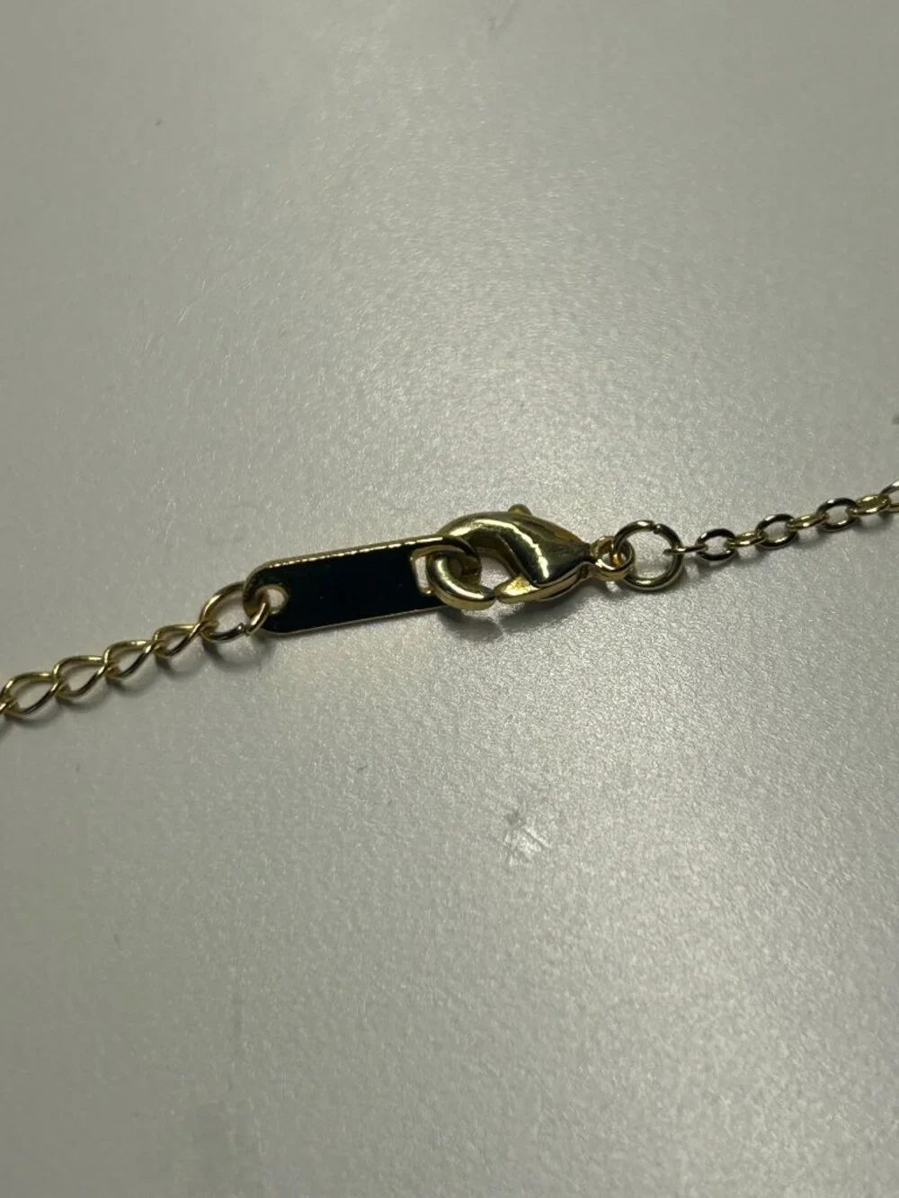 Gold Tone White Clover Pendant Necklace Dainty Feminine Delicate Elegant Gift
